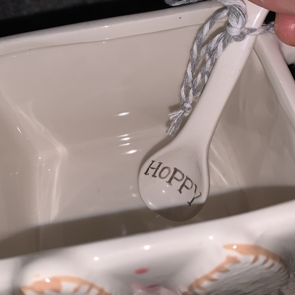 New Ceramic Container with Spoon - Picture 3 of 3